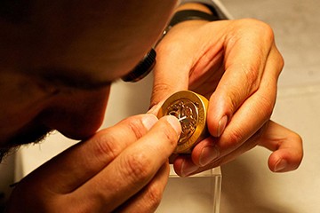 大连江诗丹顿手表有水珠维修