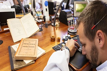 大连江诗丹顿有水气维修